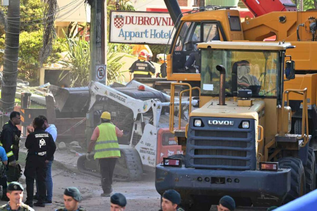 comenzaron-los-peritajes-por-el-derrumbe-en-villa-gesell