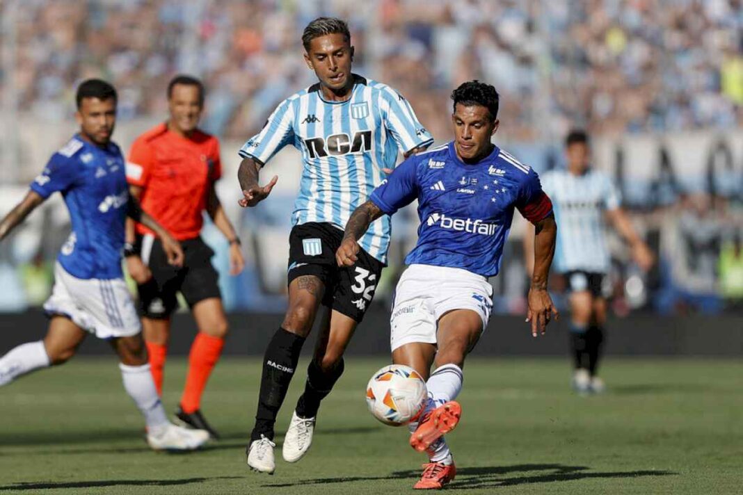 racing-es-mas-que-cruzeiro-y-le-gana-2-0-hoy-por-la-final-de-la-copa-sudamericana:-minuto-a-minuto