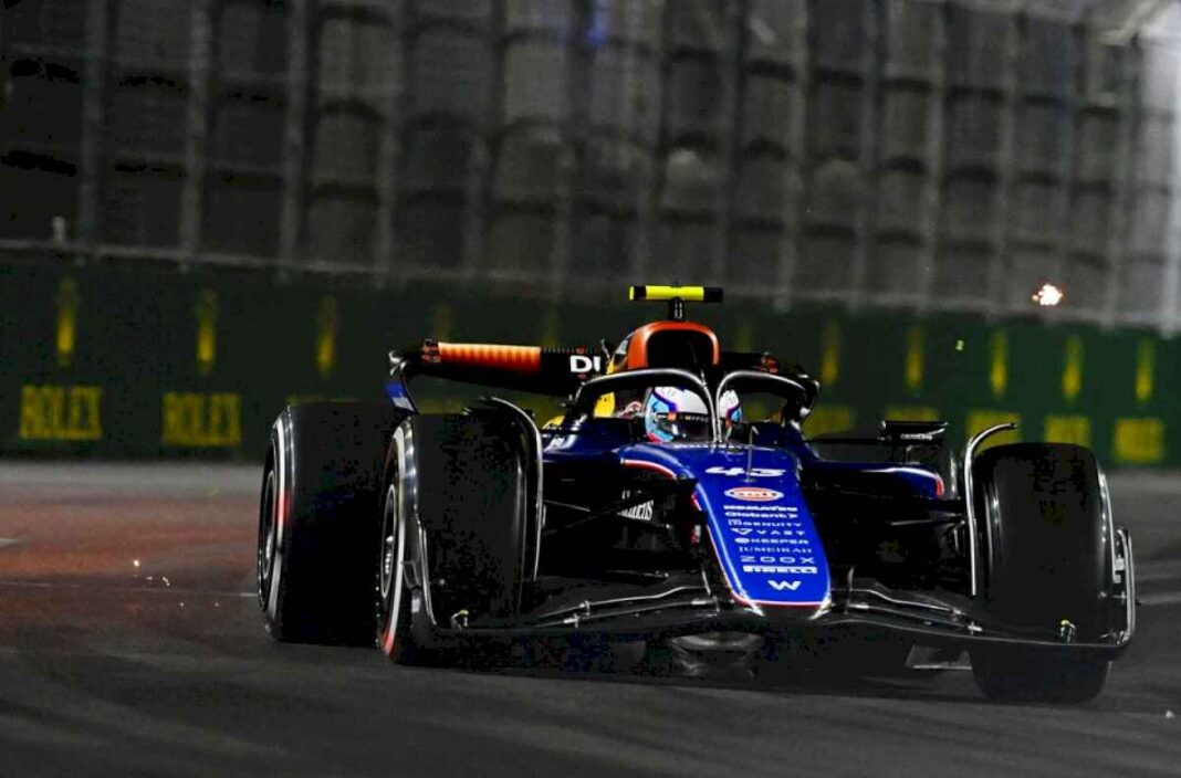 franco-colapinto-festejo-su-carrera-en-las-vegas,-donde-gano-russell-y-verstappen-se-consagro-campeon