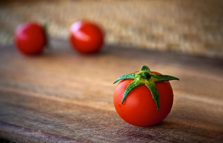 Los beneficios del tomate para la piel, la salud ocular y el corazón