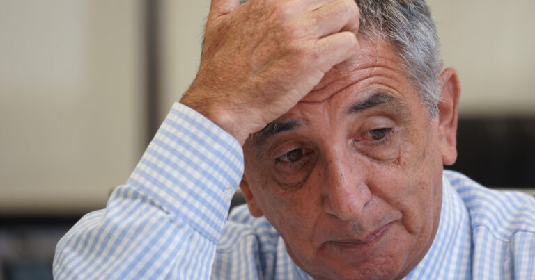Denuncian que un funcionario de Milei se negó a recibir la citación para la comisión investigadora del caso $LIBRA: hoy tiene que ir a declarar