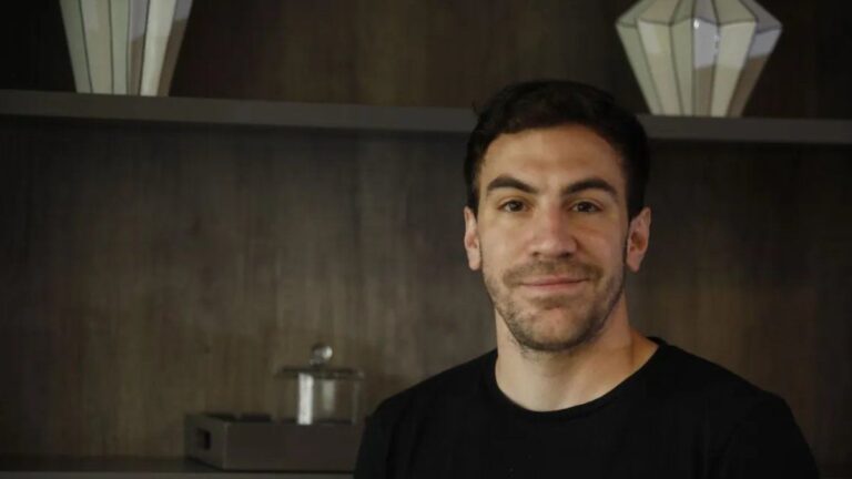Santiago Bulat: «El mercado tomó la decisión de no ser el último en salir de la Argentina»