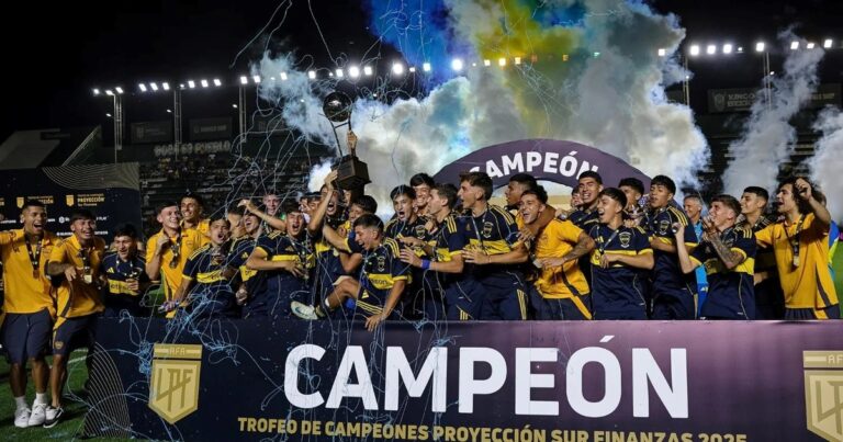 El delantero de la Reserva que puede meterse en la convocatoria para el debut de Boca