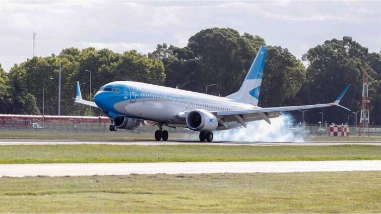 Mundial 2026: Aerolíneas Argentinas pondrá vuelos desde Córdoba, Rosario y Tucumán a Miami