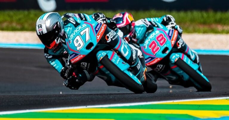 Festejo argentino en Brasil: Morelli se subió al podio en la carrera de Moto3