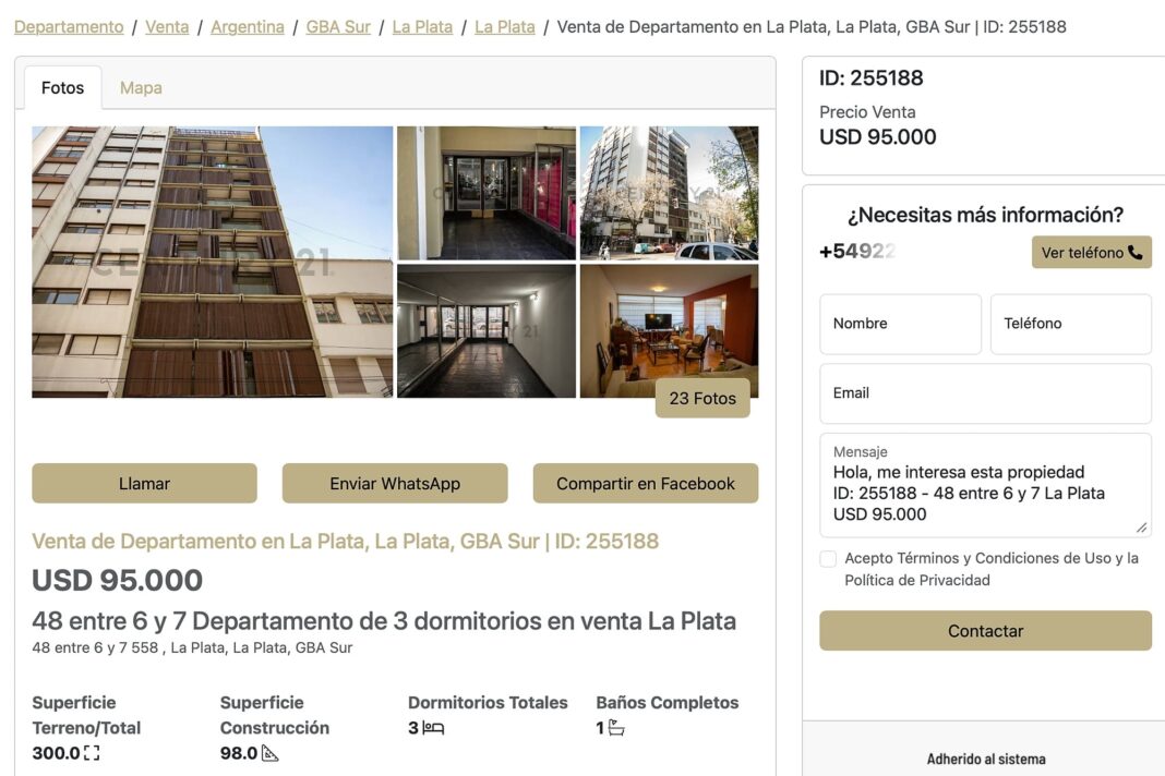 Fachada típica de un edificio de departamentos en el centro de La Plata.