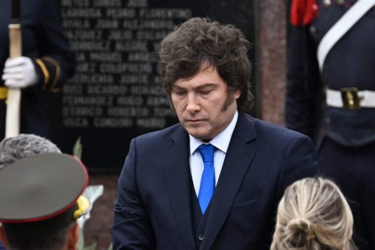 El Presidente Javier Milei durante una entrevista televisiva.