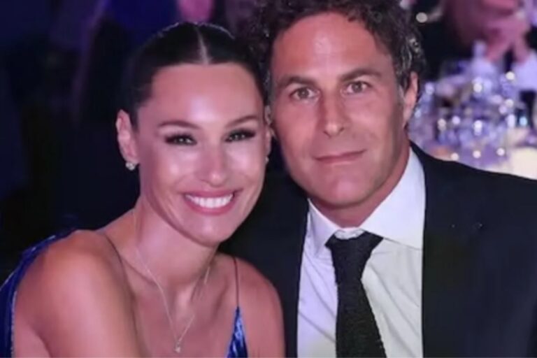 Carolina 'Pampita' Ardohain y Martín Pepa en un evento público