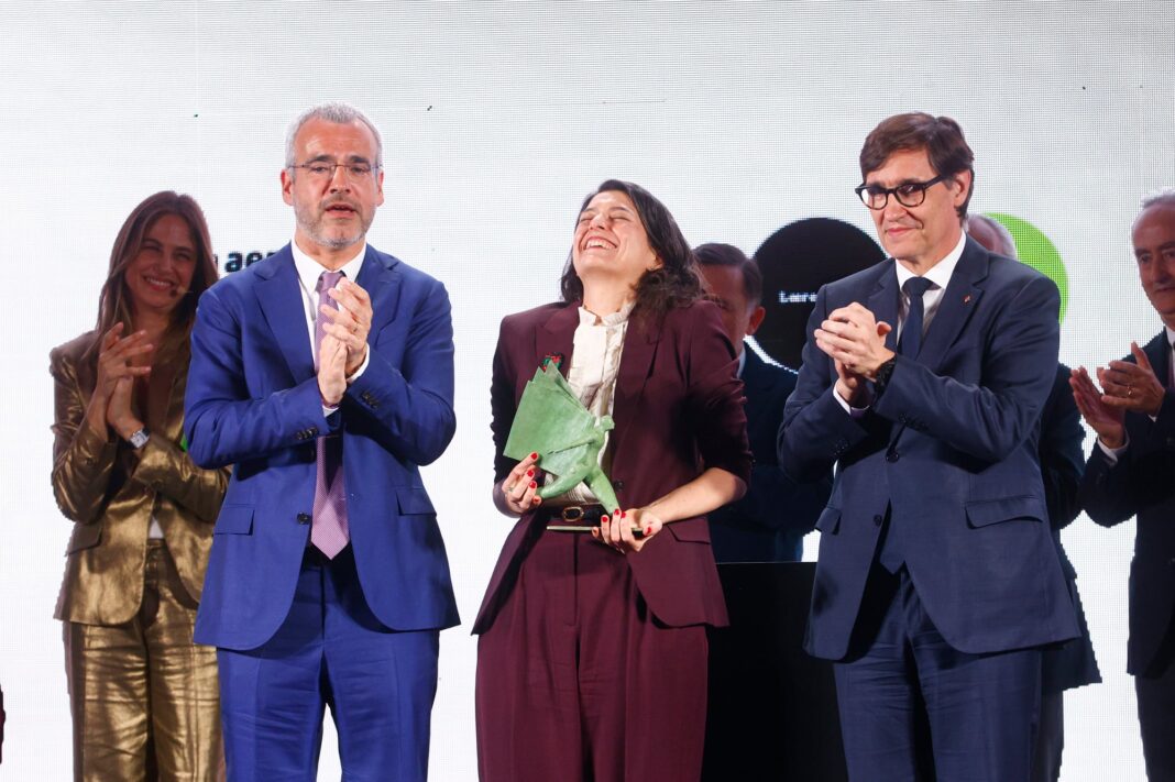 Samanta Schweblin, escritora argentina, ganadora del premio AENA de Narrativa Hispanoamericana