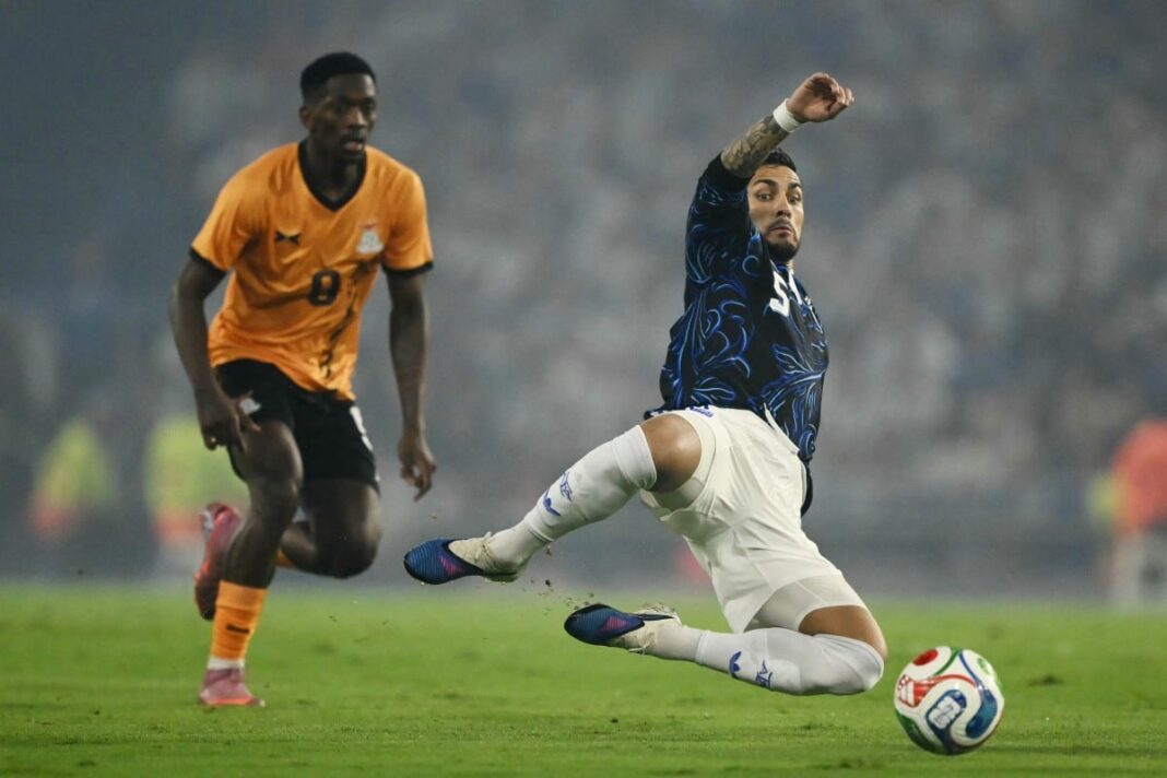 Jugadores de la Selección Argentina durante un partido de fútbol.