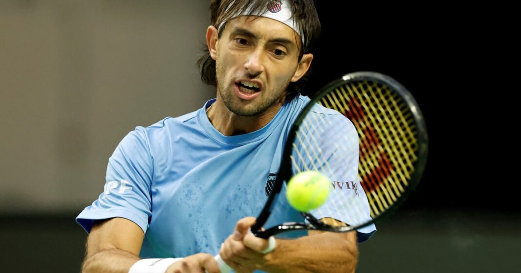 Thiago Tirante celebra su victoria en el partido de cuartos de final del ATP 250 de Houston.