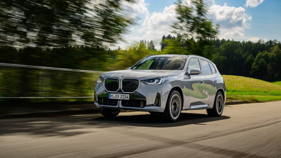 BMW X3 30 xDrive M Sport en vista lateral