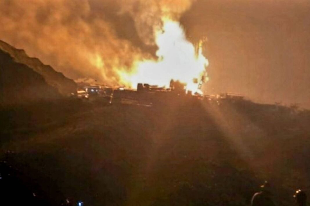 Camión cisterna explotado en yacimiento de Mendoza