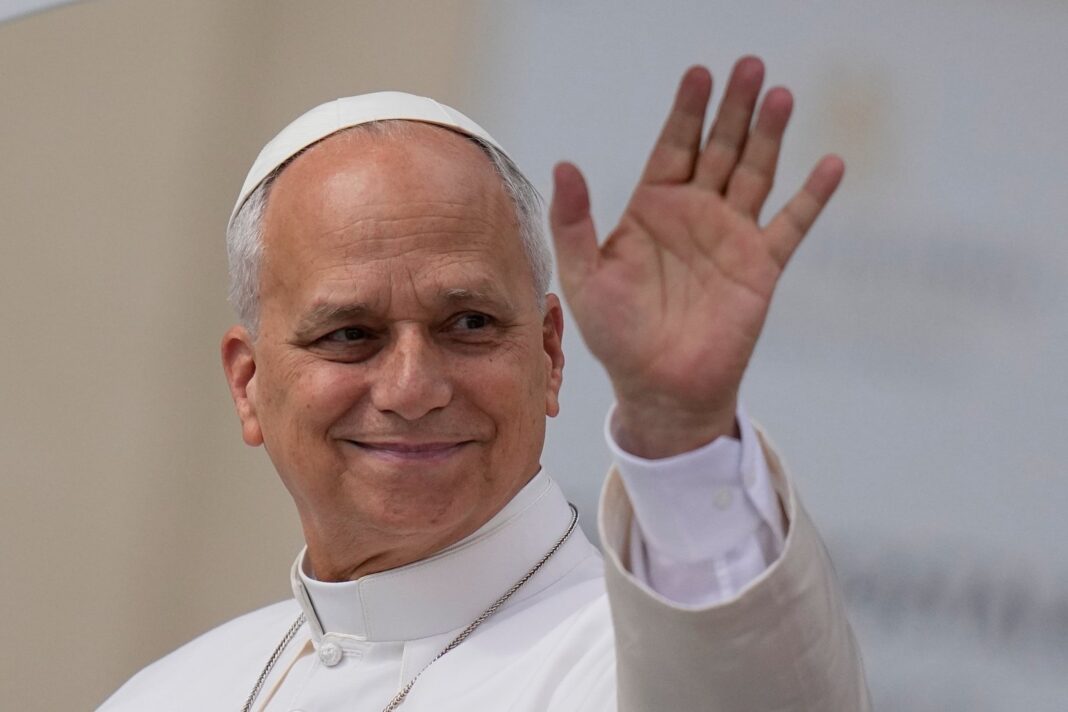 Papa León XIV en Acerra durante visita a la terra dei fuochi