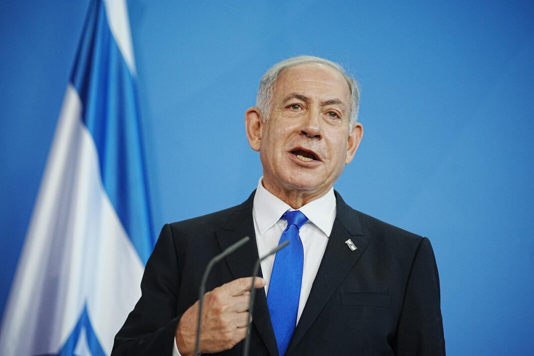 Benjamin Netanyahu en una audiencia judicial en Tel Aviv