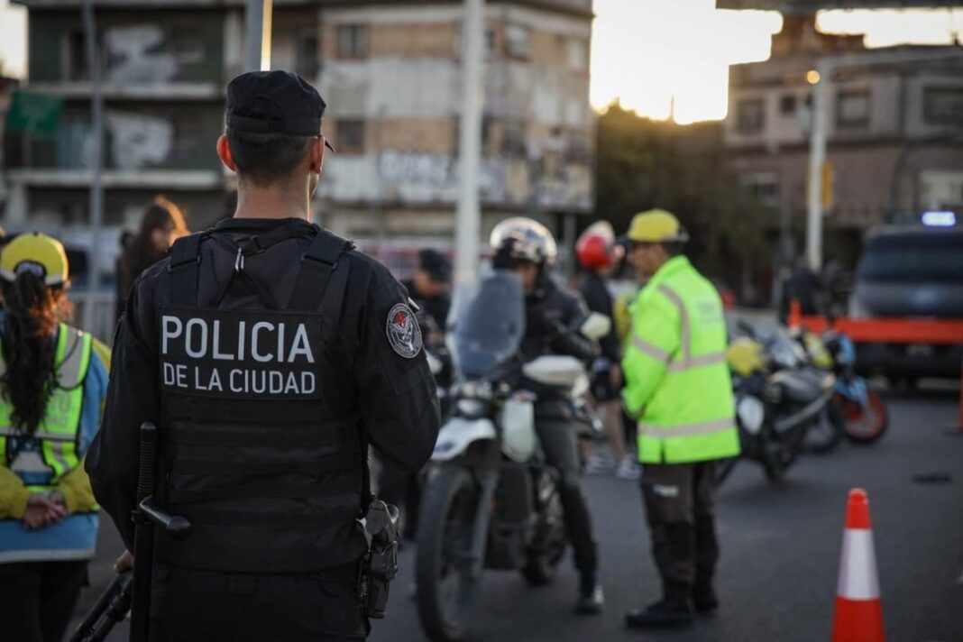 Policía detenido por abuso en comisaría de Palermo