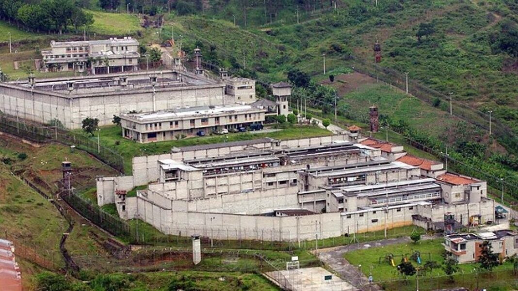 Vista exterior de la cárcel de alta seguridad de Itagüí, Antioquia