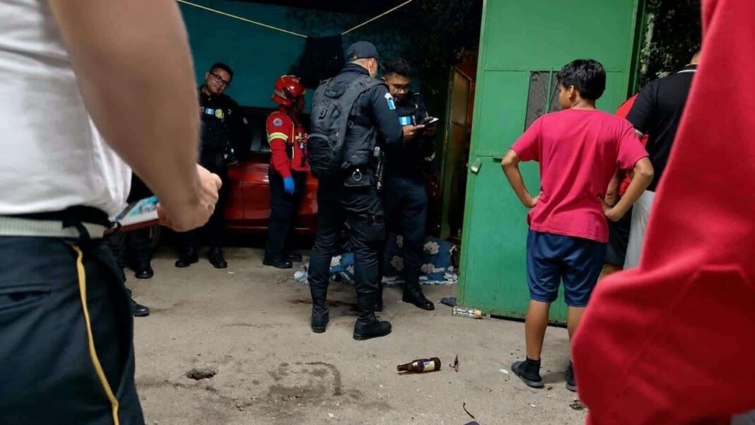 Escena del ataque armado en Villa Canales, Guatemala