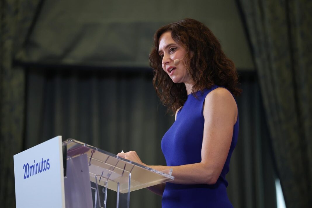 Isabel Díaz Ayuso durante un desayuno informativo en Madrid
