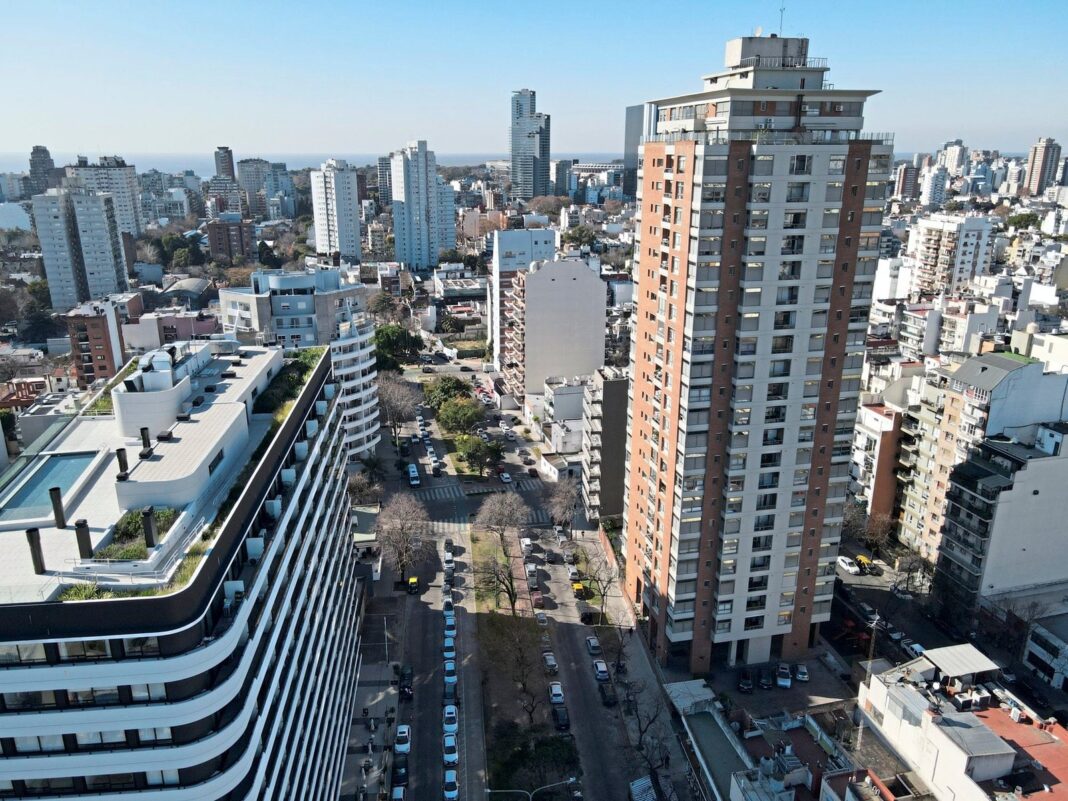 Gráfico con precios de propiedades en barrios de CABA julio 2026