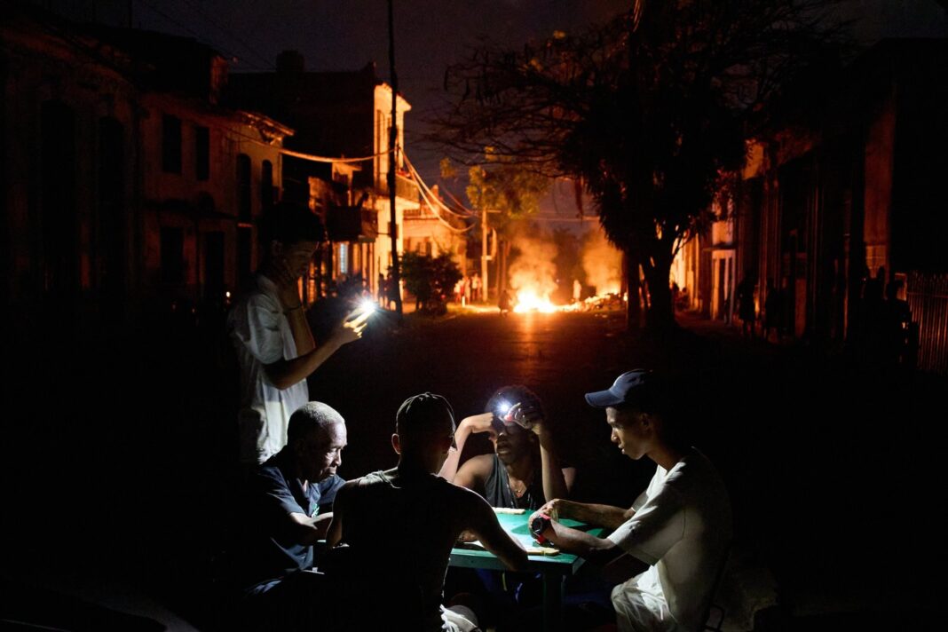 Apagón en La Habana, Cuba, con calles oscuras y sin electricidad