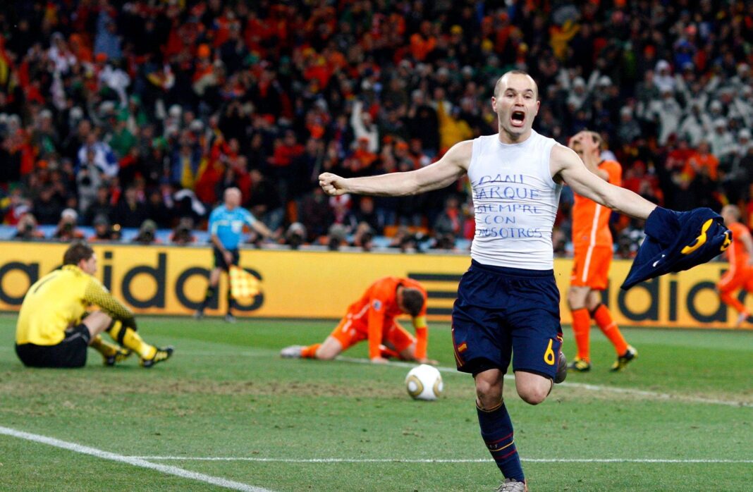 Jugadores de España celebrando el gol de Iniesta en la final del Mundial 2010