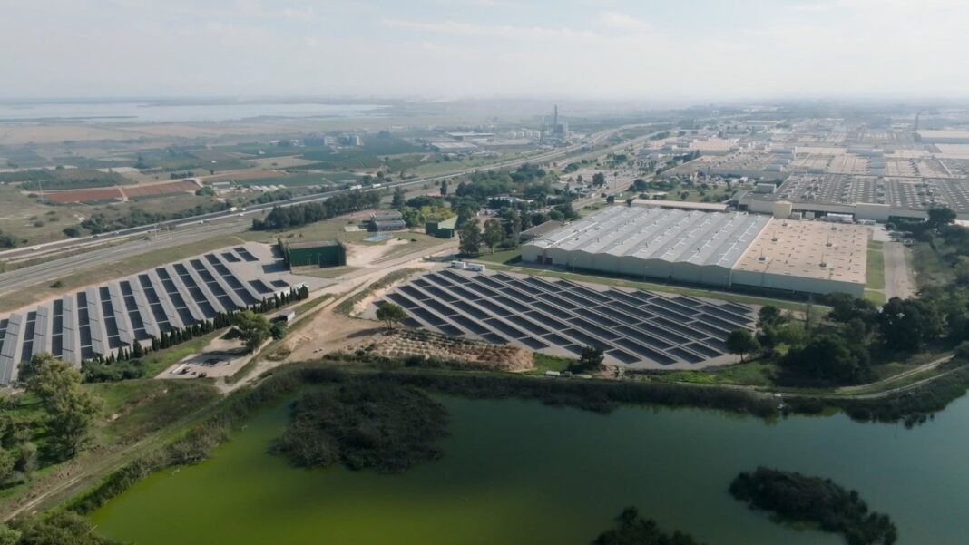 Planta de Ford en Valencia, España, donde se fabricarán vehículos Ford y Geely