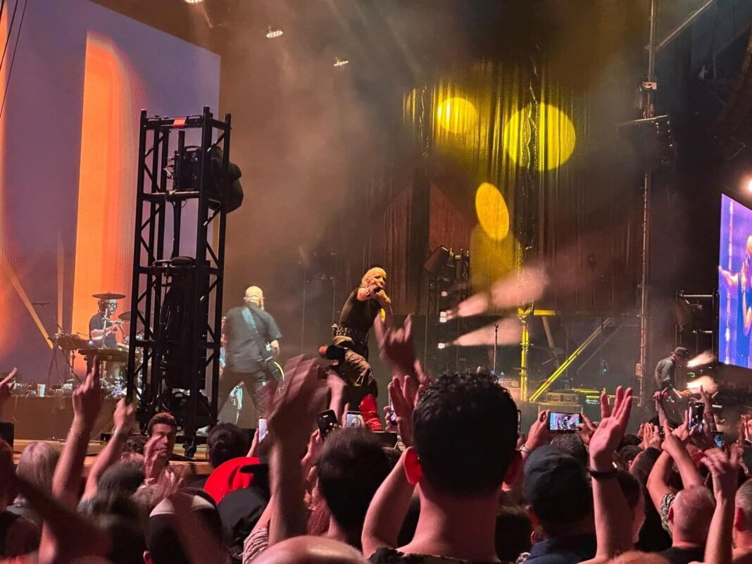 Shirley Manson, vocalista de Garbage, durante el concierto en los Jardines del Botánico de Madrid