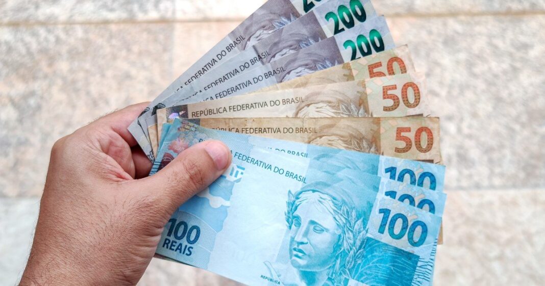 Billetes de real brasileño