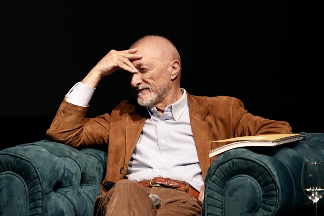 Arturo Pérez-Reverte, escritor español