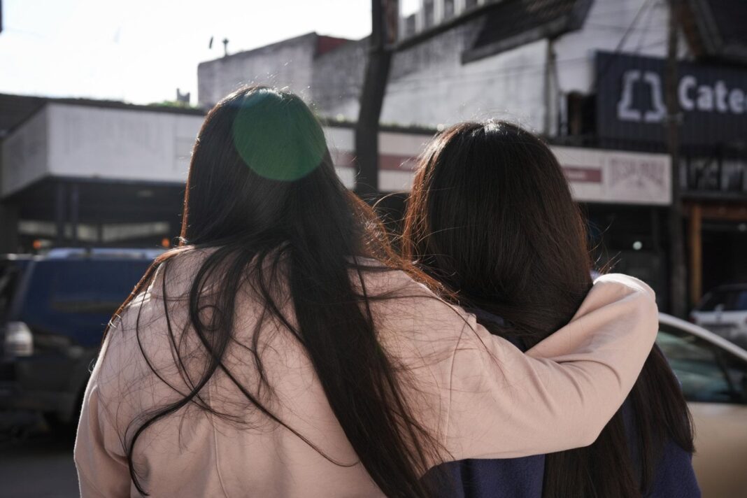 Hermanas argentinas deportadas por el ICE