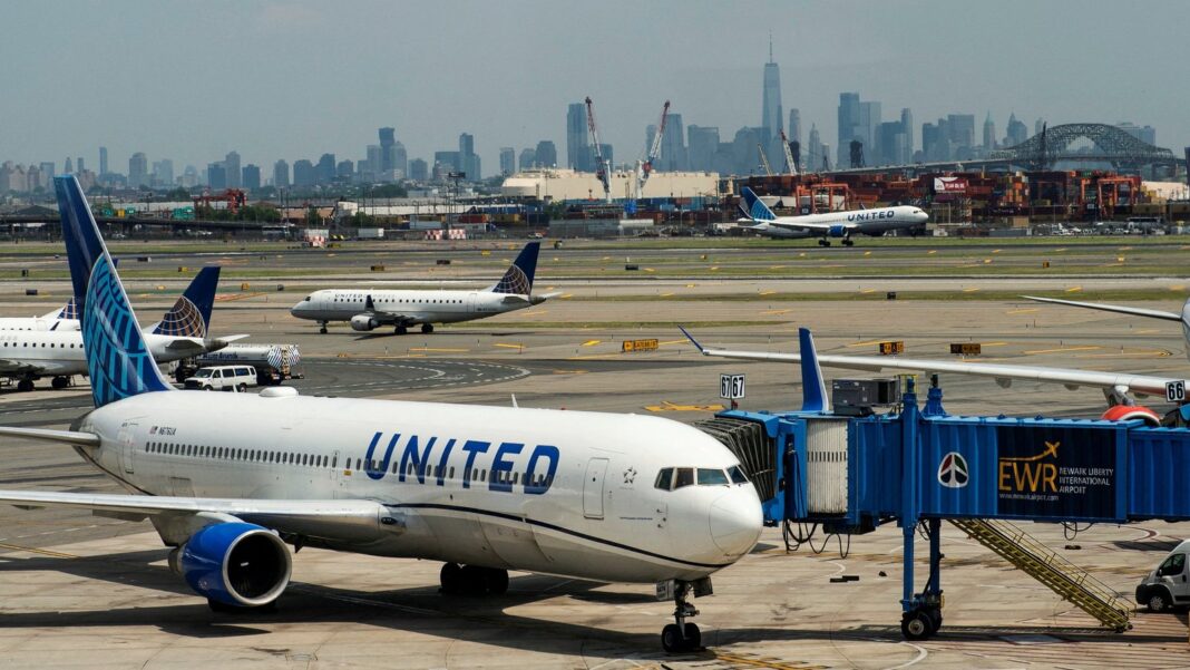 Aeropuerto con vuelos cancelados en el noreste de Estados Unidos