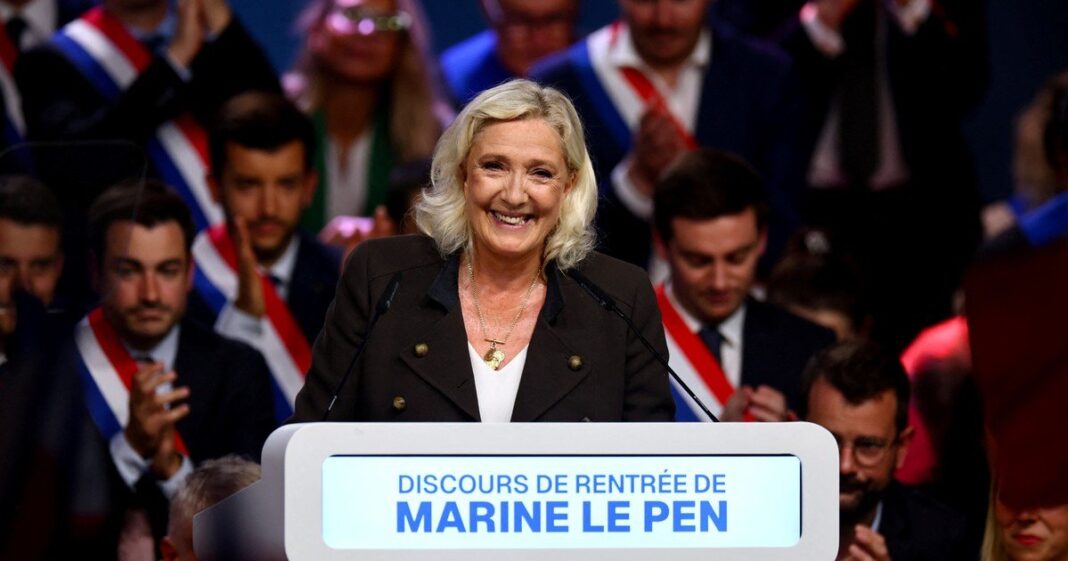 Marine Le Pen durante un mitin en Hénin-Beaumont