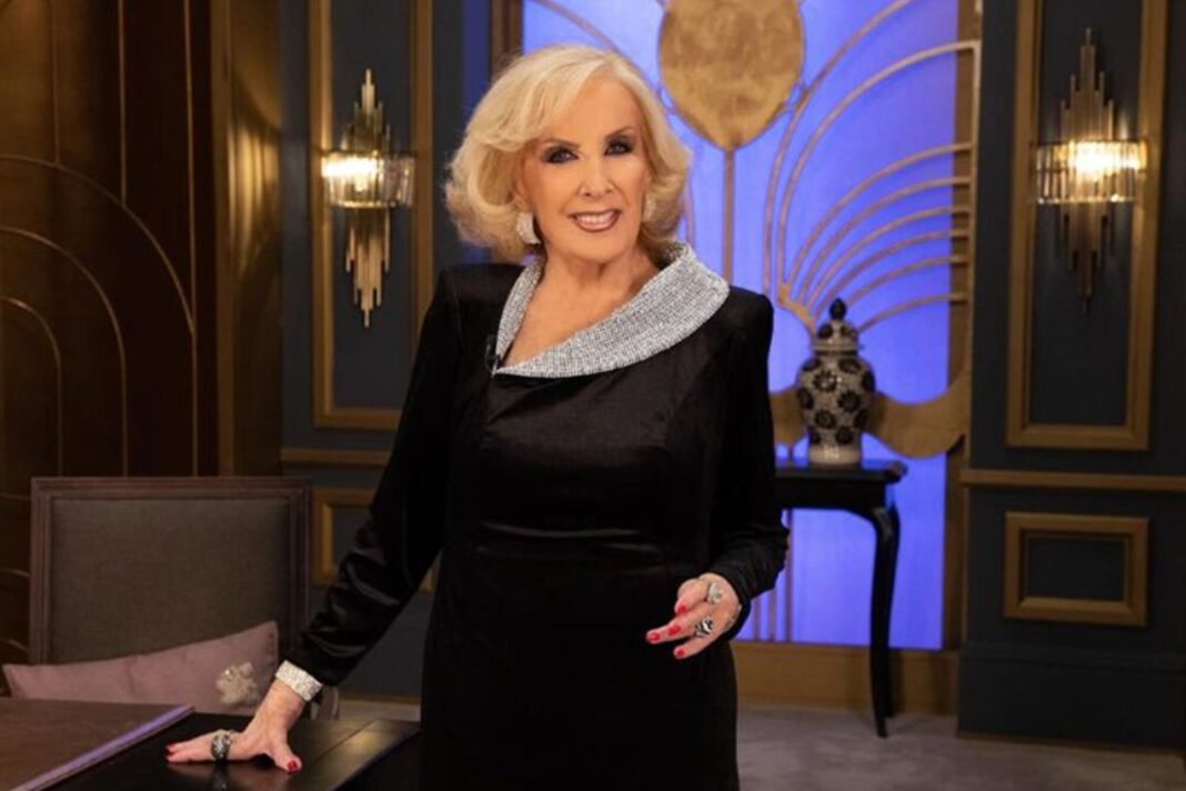 Mirtha Legrand en el programa La noche de Mirtha