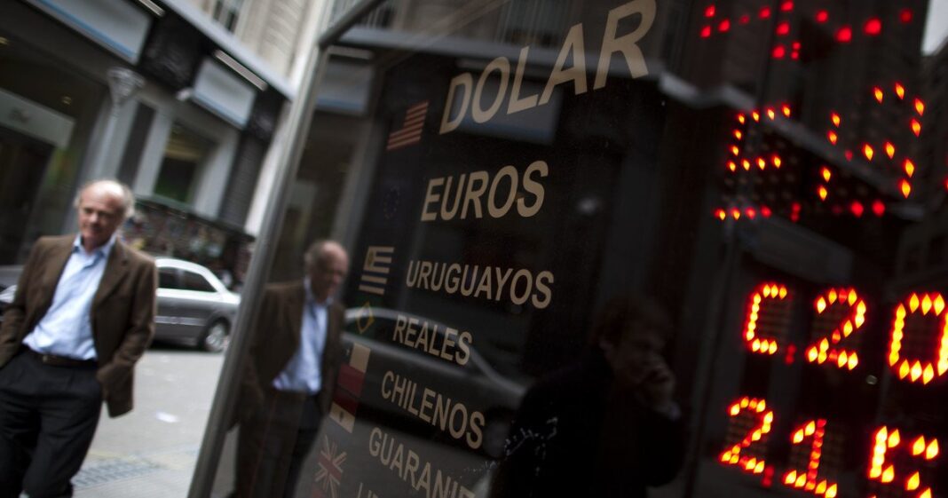 Cotización del dólar CCL hoy domingo 11 de octubre de 2026