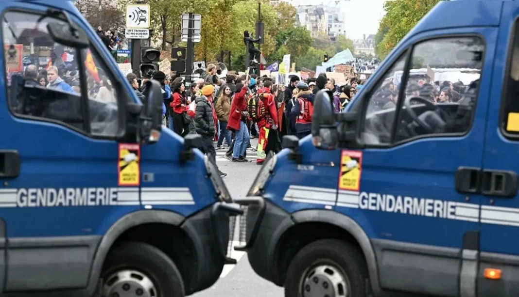 Fuerzas de seguridad durante una protesta en Francia