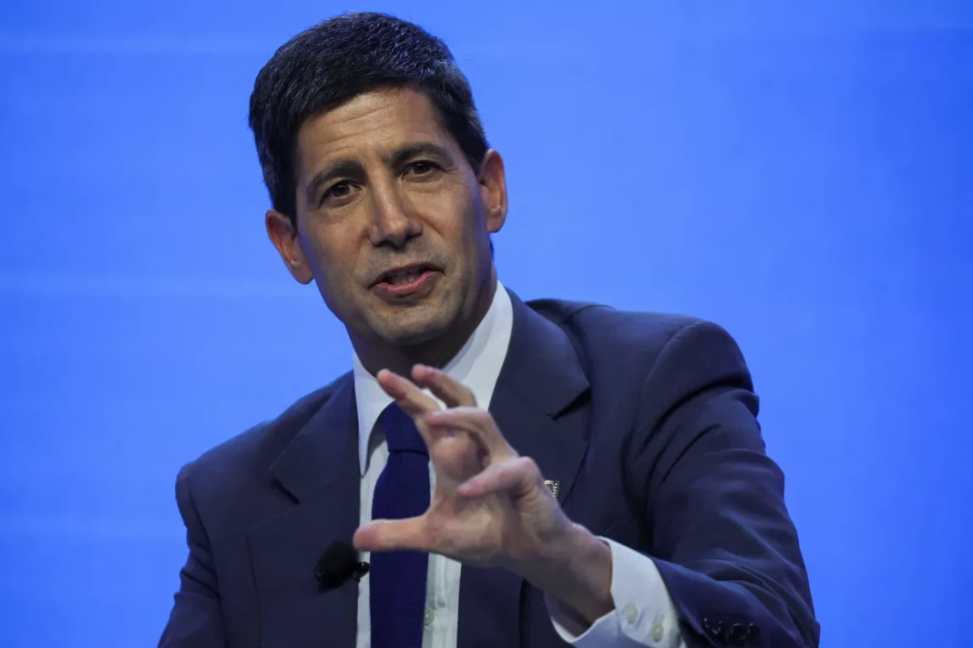 Kevin Warsh, presidente de la Reserva Federal de Estados Unidos, durante su intervención en Bangkok